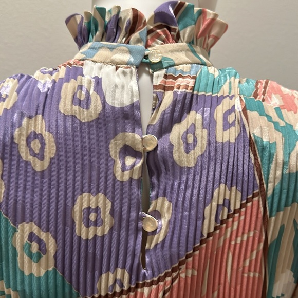 Vintage 80’s Raul Blanco Petites 💯 silk dress! - Picture 4 of 14